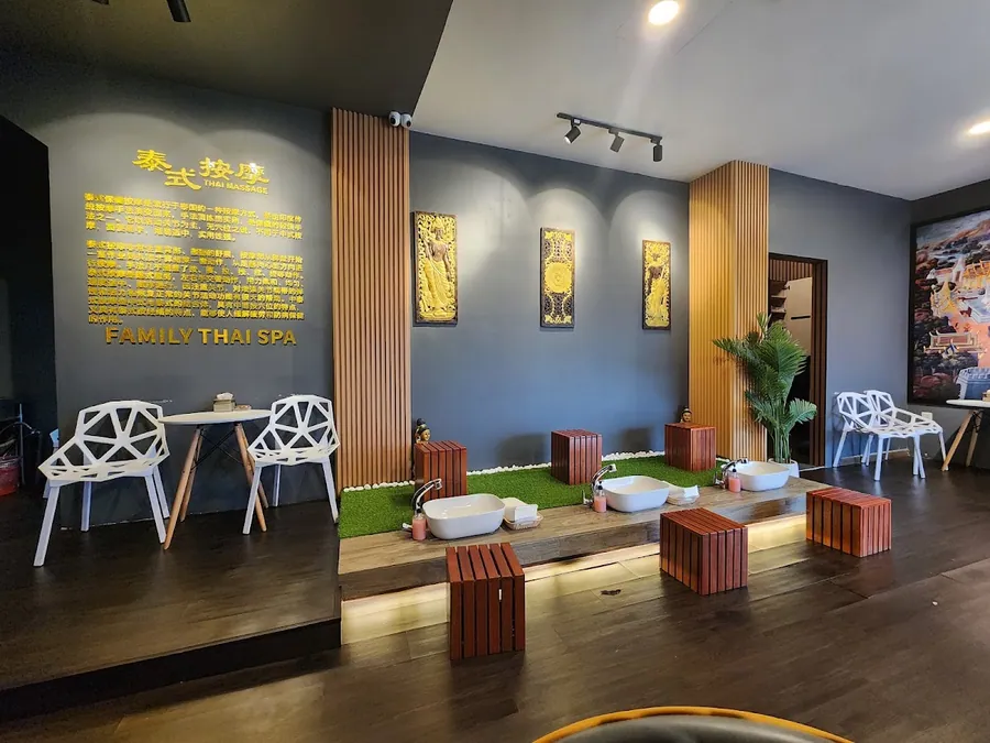 Family Thai Spa (Eco Botanic)
