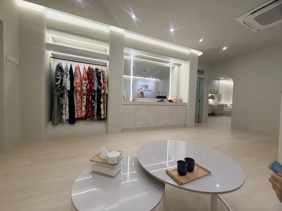 38c Onsen Spa (Sutera Utama)