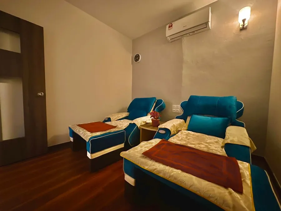 Xin Zu Huang Reflexology