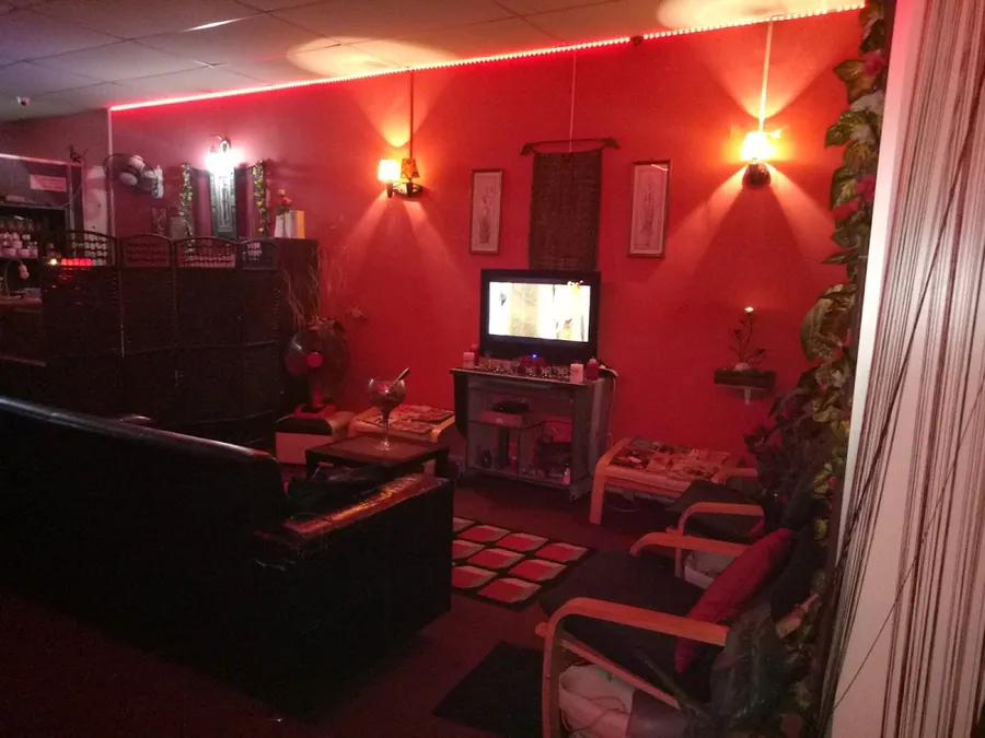 Roses Beauty & Body Spa Sdn Bhd